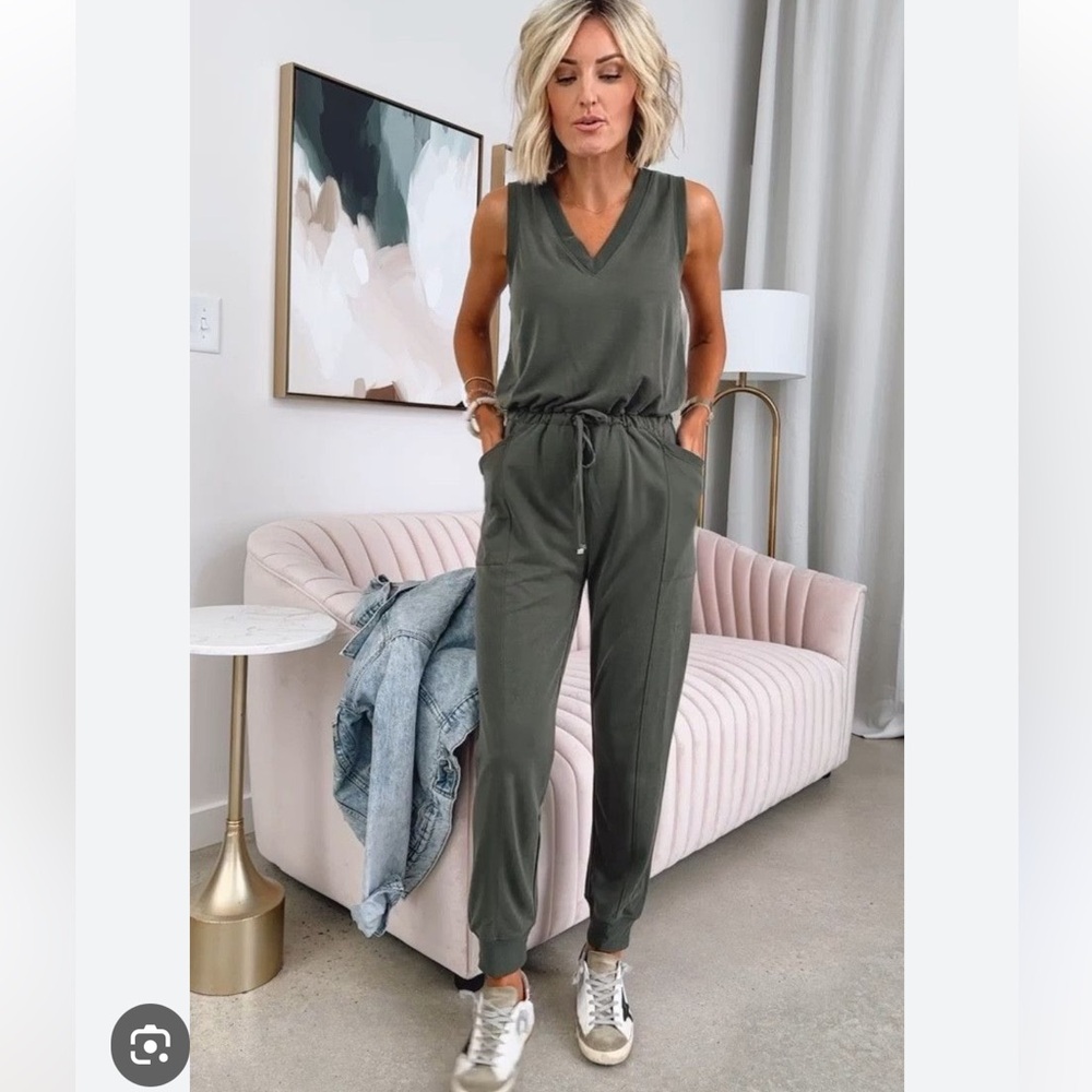 Lou & Grey Jumpsuit - Picture 3 of 3